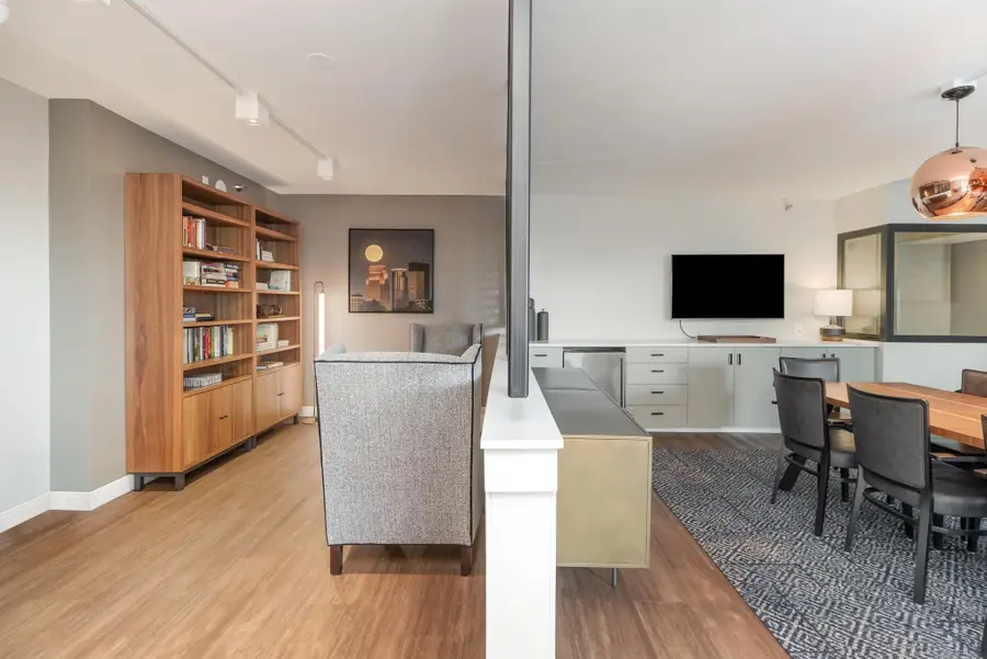 433 S 7th Street #1609, Minneapolis, MN 55415 - Image #2