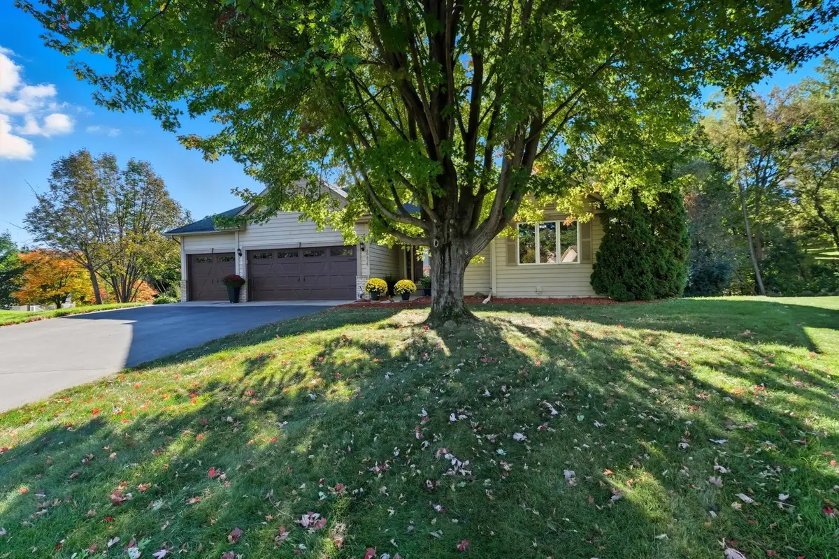 20698 Jasmine Circle, Lakeville, MN 55044 - Image #1