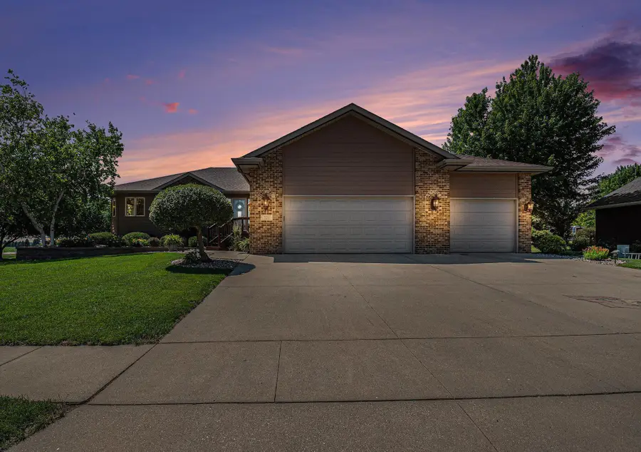 721 Britz Drive, Luverne, MN 56156 - Image #3