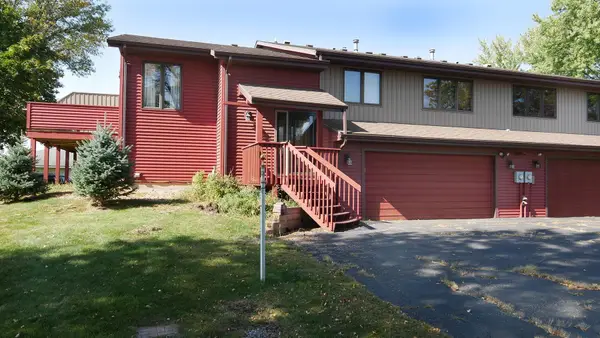 2106 9th Street E, Glencoe, MN 55336