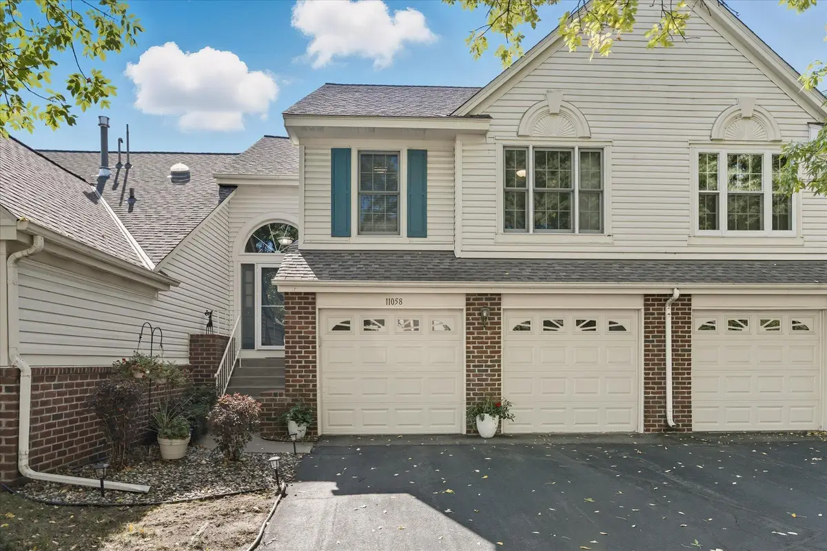 11058 Oregon Curve, Bloomington, MN 55438 - Image #1