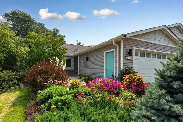 1011 Poplar Street, Northfield, MN 55057