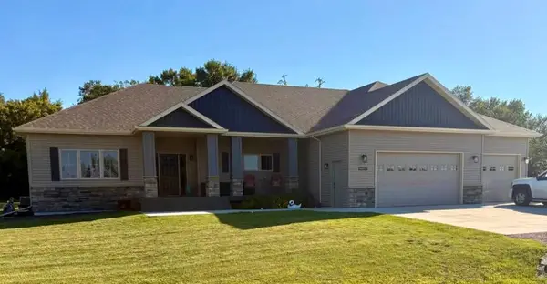 7596 Country Creek Road, Wahpeton, ND 58075