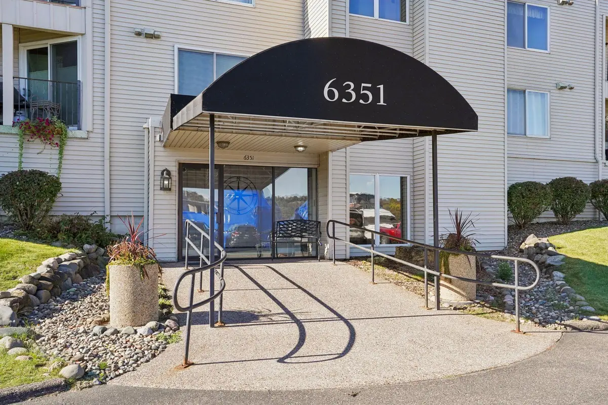 6351 Saint Croix Trail N #240, Stillwater, MN 55082 - Image #1