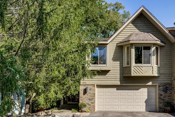 6831 Stonewood Court, Eden Prairie, MN 55346
