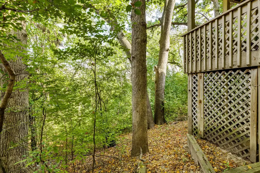 6831 Stonewood Court, Eden Prairie, MN 55346 - Image #3