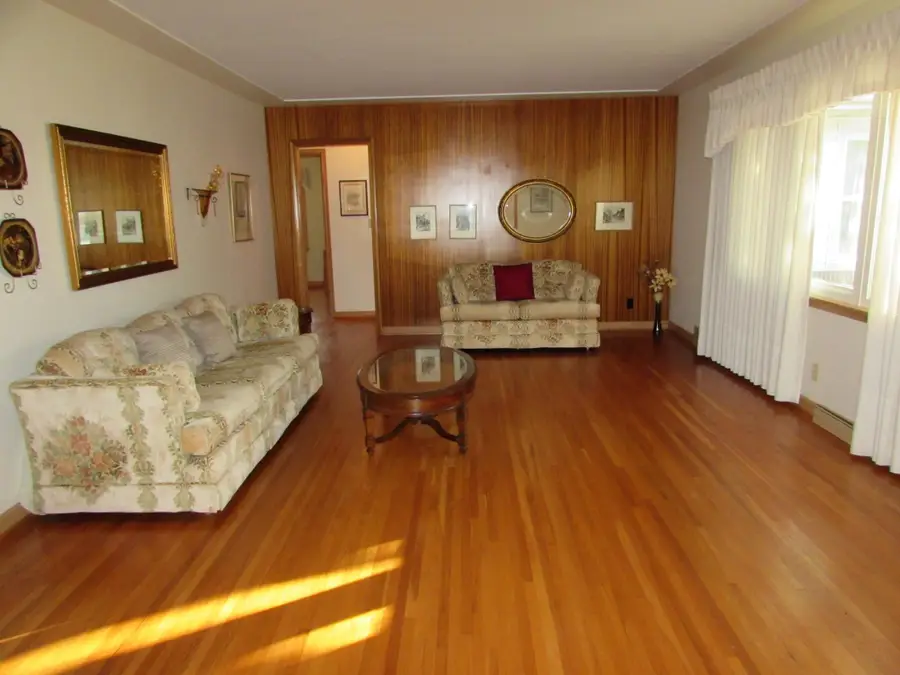 1001 S Orient Street, Fairmont, MN 56031 - Image #2