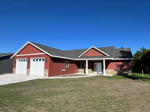 710 11th Street Nw, Perham, MN 56573