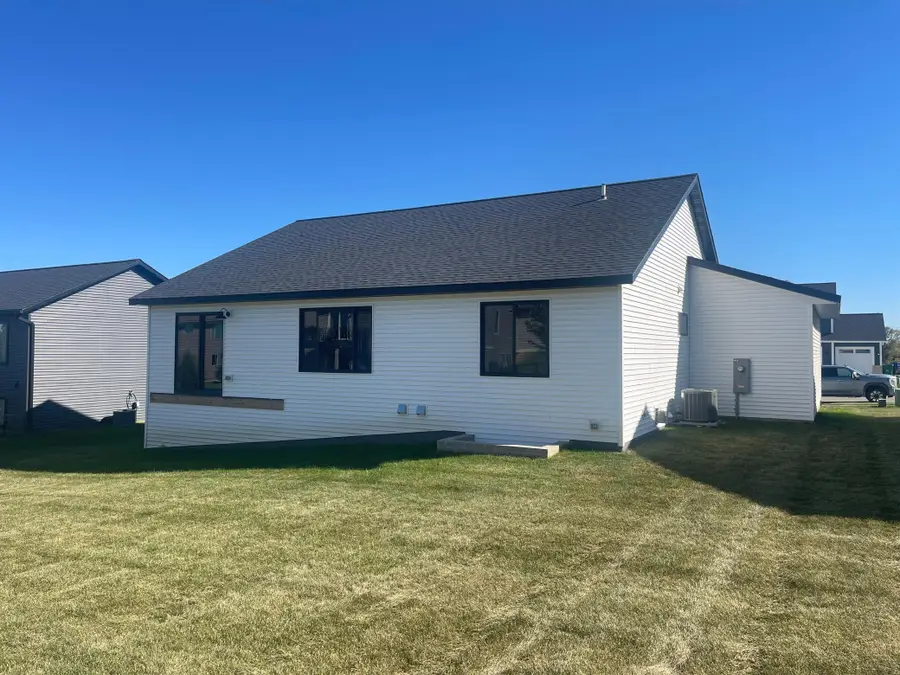 1824 Brandt Drive Ne, Byron, MN 55920 - Image #3