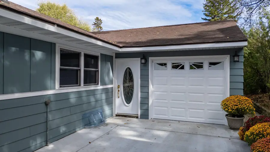 814 N Union Avenue, Fergus Falls, MN 56537 - Image #2