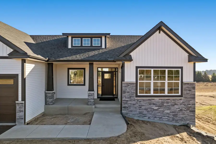 2818 198th Street Ne, East Bethel, MN 55011 - #2