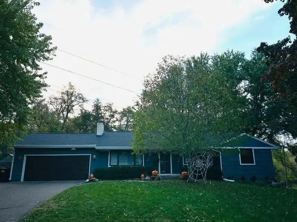 5409 Countryside Road, Edina, MN 55436