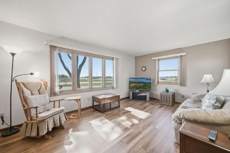 706 Highland Drive, Winthrop, MN 55396 - Image #3