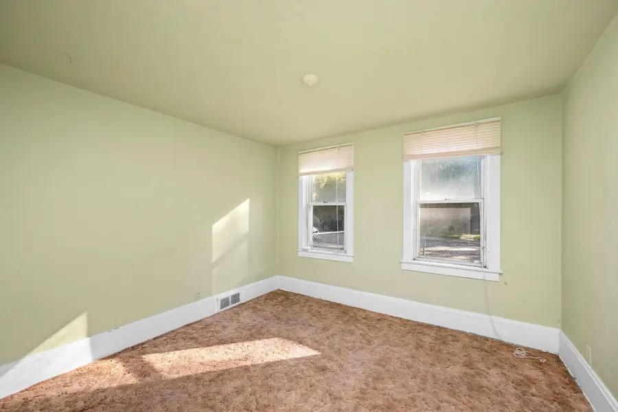 391 Duke Street, Saint Paul, MN 55102 - Image #3