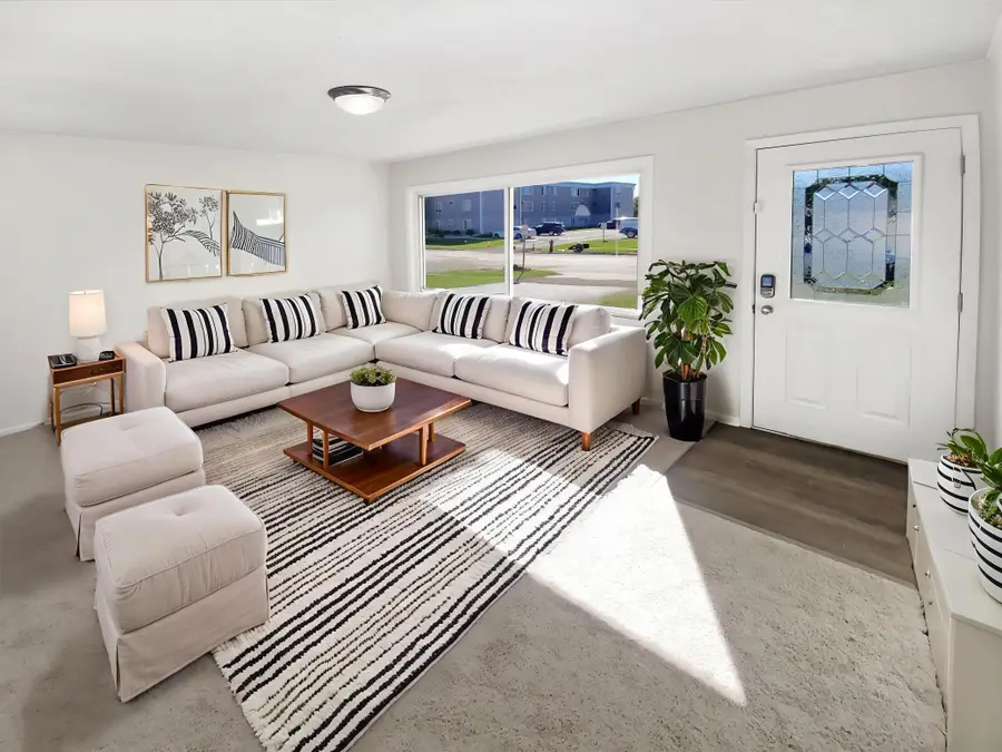 303 6th Street Sw, Kasson, MN 55944 - Image #2