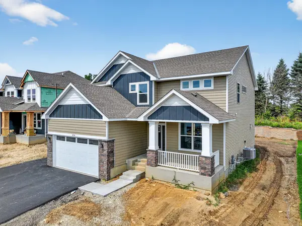 8716 Periwinkle Boulevard, Woodbury, MN 55129