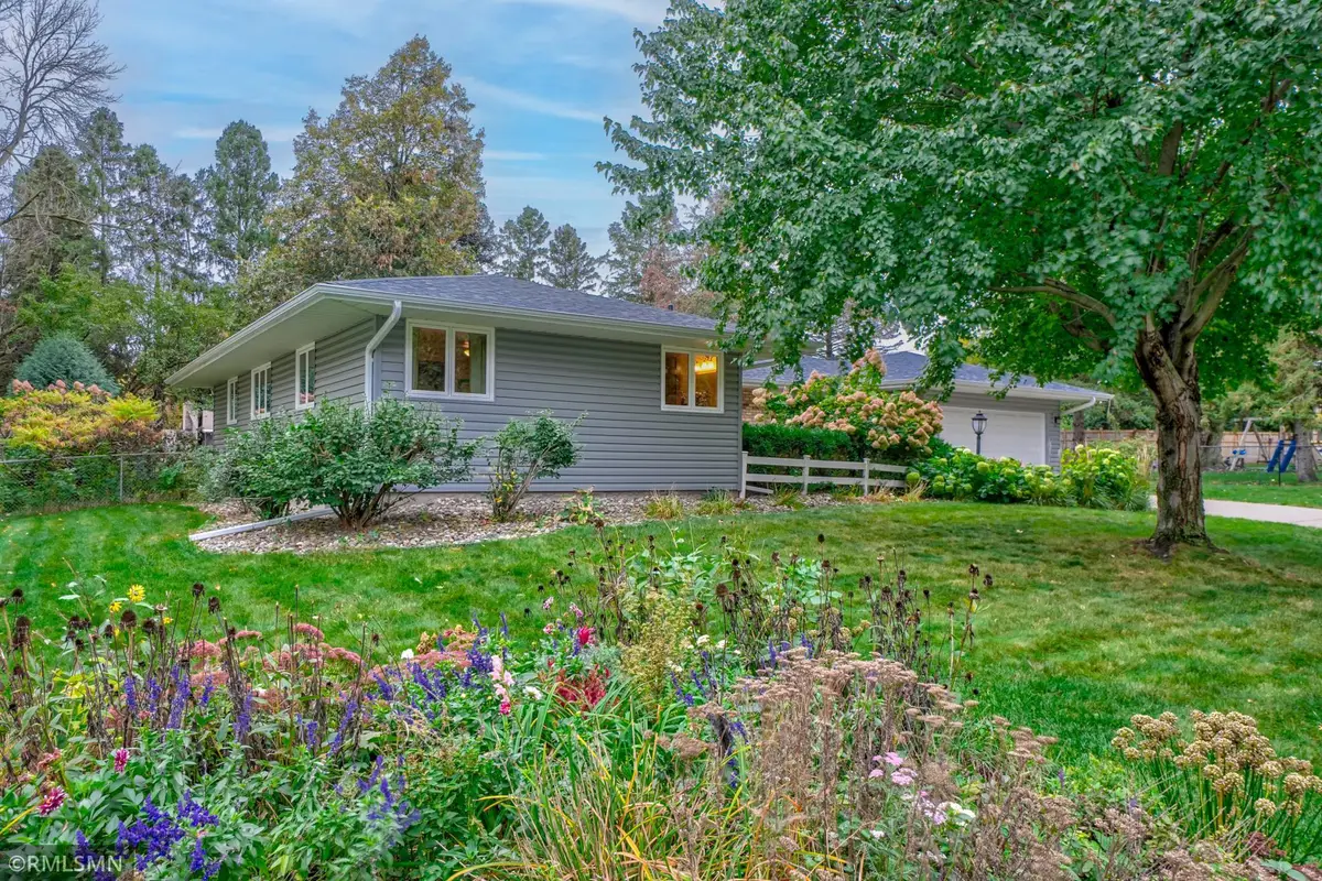 2444 Mamie Avenue E, Maplewood, MN 55119 - Image #1