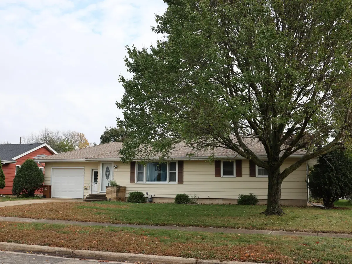 905 16th Street Sw, Austin, MN 55912 - Image #1