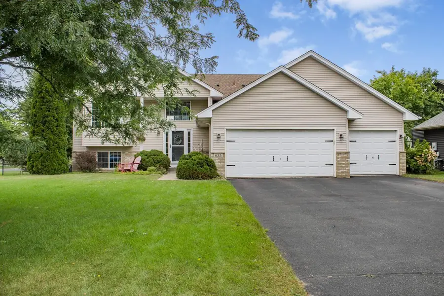 633 Arlo Lane, Lino Lakes, MN 55014 - Image #2