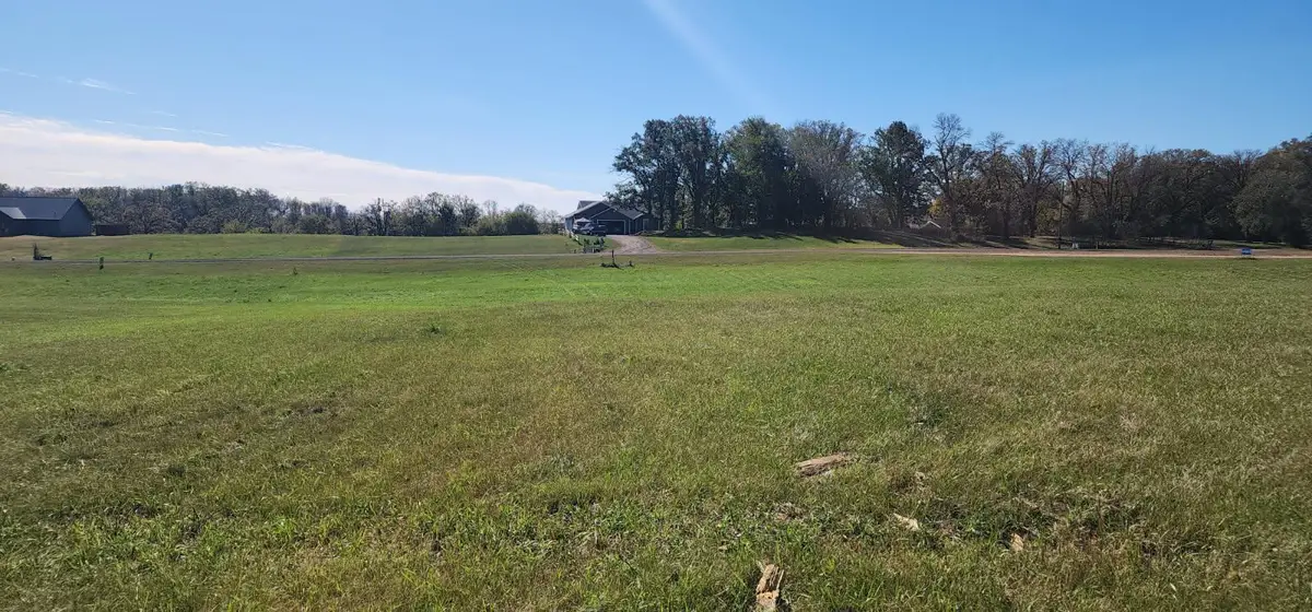 430 W Walnut Avenue, Frazee, MN 56544 - #1