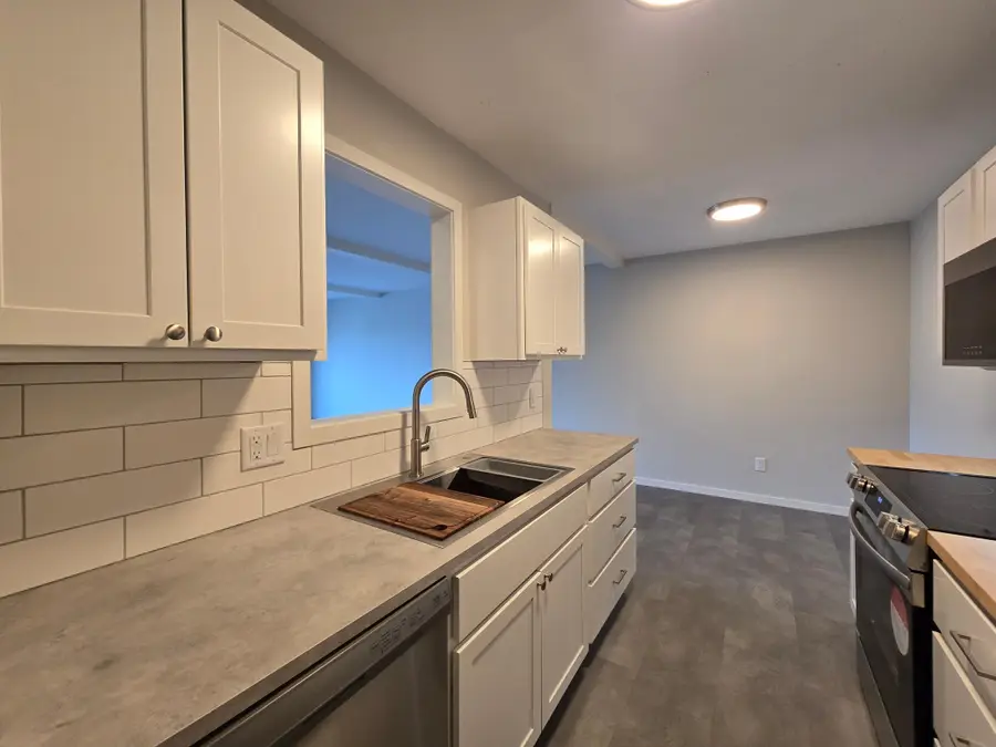 2005 E 122nd Street #A23, Burnsville, MN 55337 - Image #2