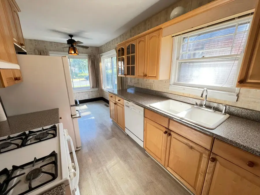 3934 Van Buren Street Ne, Columbia Heights, MN 55421 - Image #2