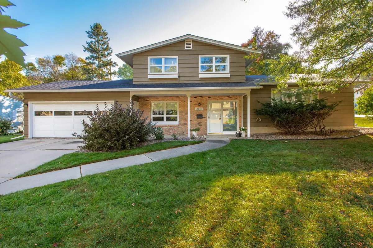 2010 13th Avenue Nw, Rochester, MN 55901 - Image #1