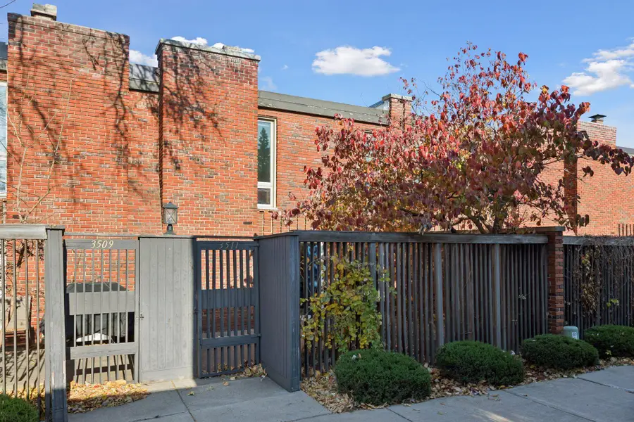 3511 37th Avenue Ne, Saint Anthony, MN 55421 - Image #3