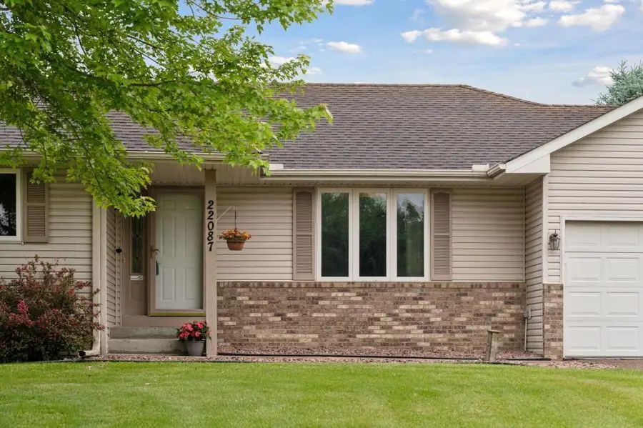 22087 Jasmine Way, Rogers, MN 55374 - Image #3