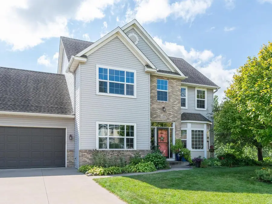 22285 Jasmine Way, Rogers, MN 55374 - Image #2