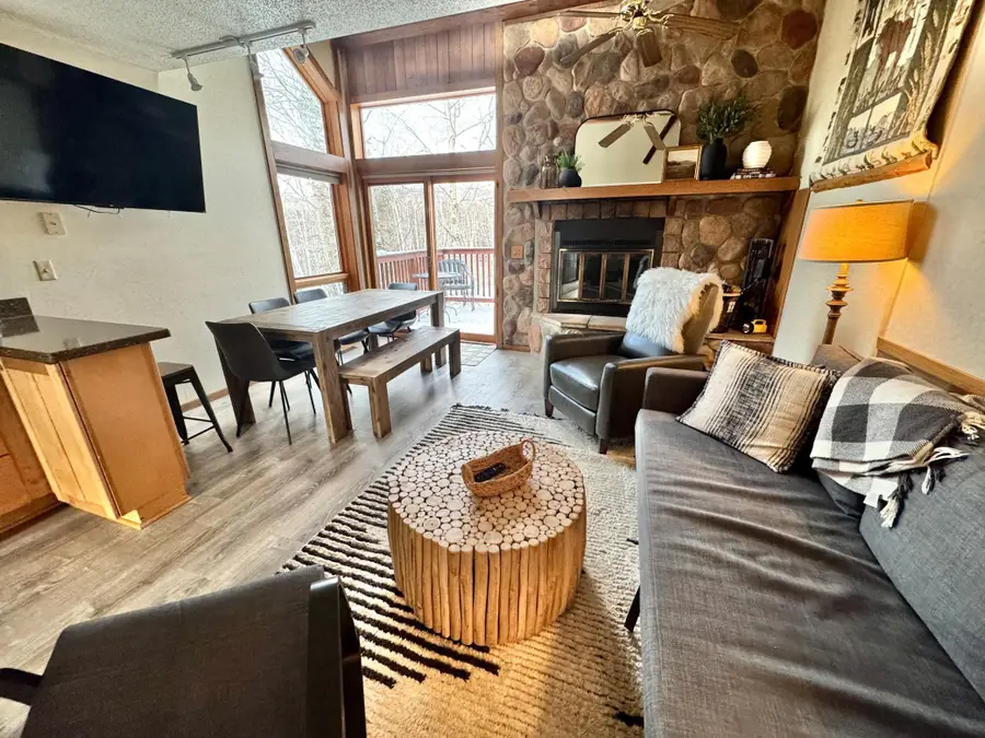 511 Moose Mountain Drive, Tofte, MN 55615 - Image #2