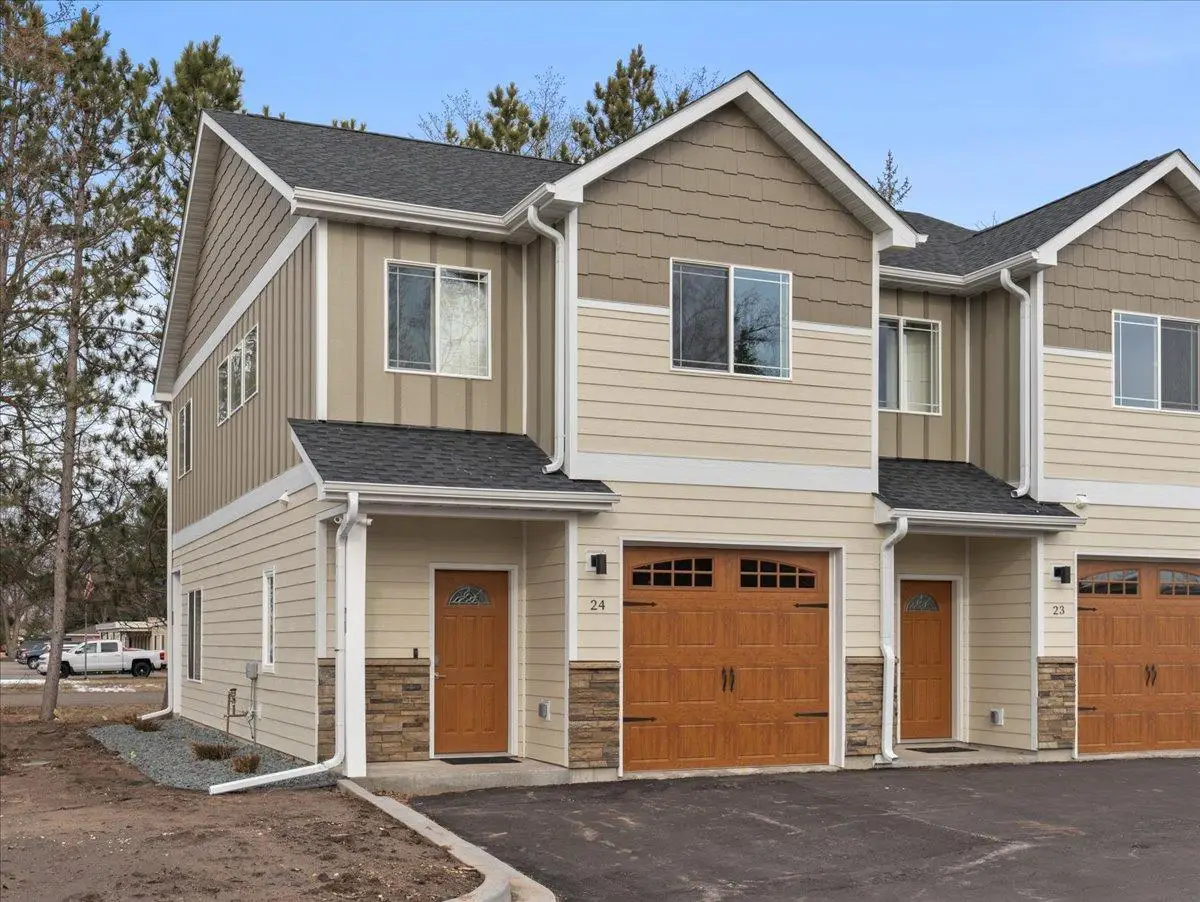 425 W 8th Street #20, New Richmond, WI 54017 - Image #1