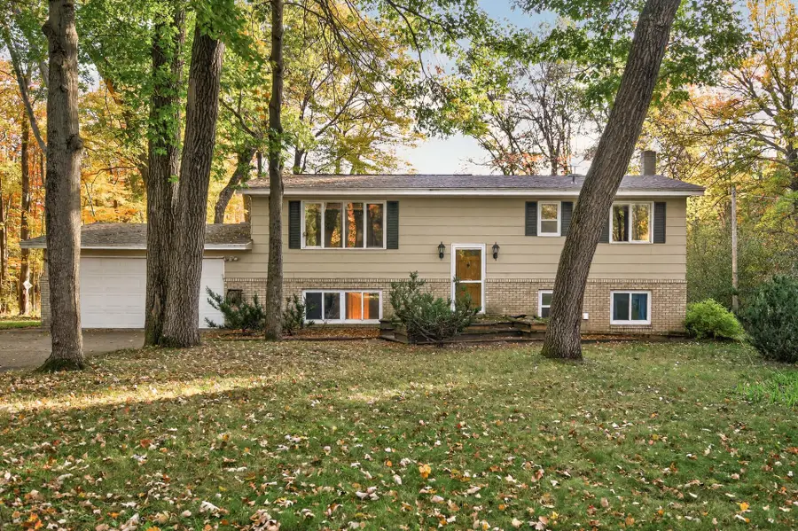 8230 Viking Boulevard Ne, Linwood Township, MN 55092 - Image #2