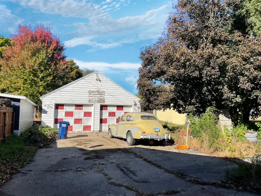 18 S Spring Avenue, Springfield, MN 56087 - Image #3