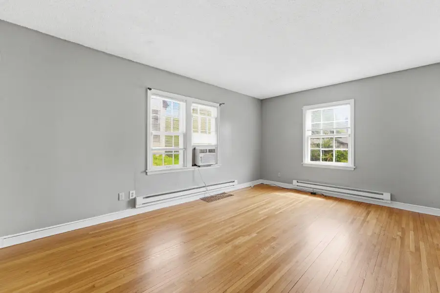 1545 Laurel Avenue, Saint Paul, MN 55104 - #3