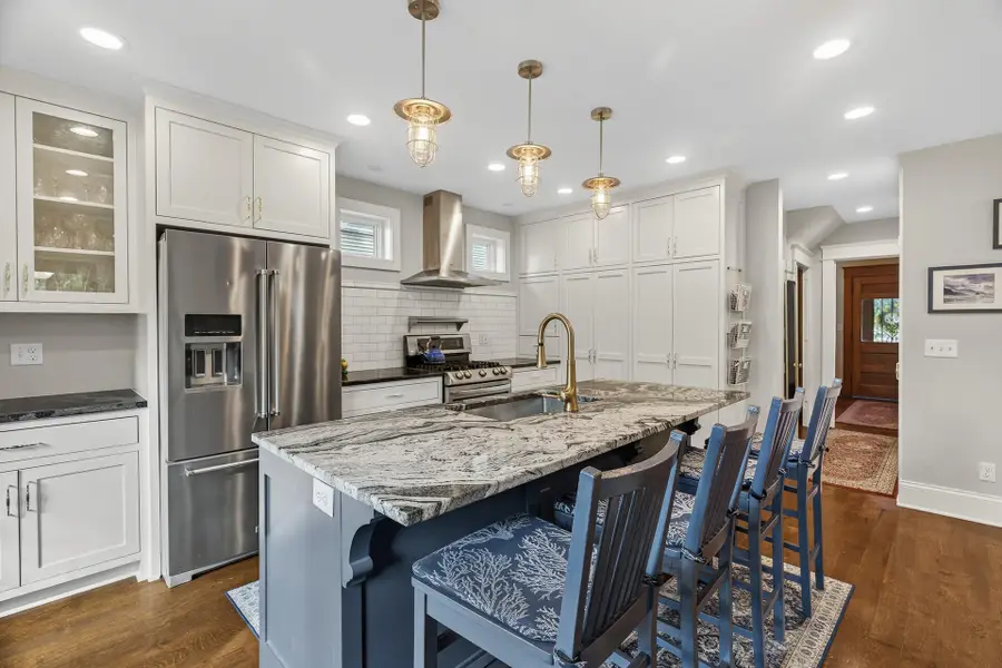 1670 Ashland Avenue, Saint Paul, MN 55104 - Image #2