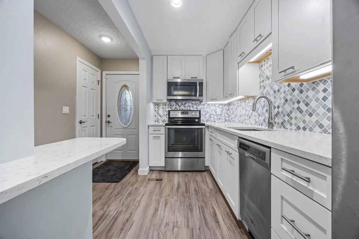 1701 42nd Street S, Fargo, ND 58103 - #1