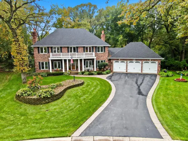 1438 Kings Wood Road, Eagan, MN 55122