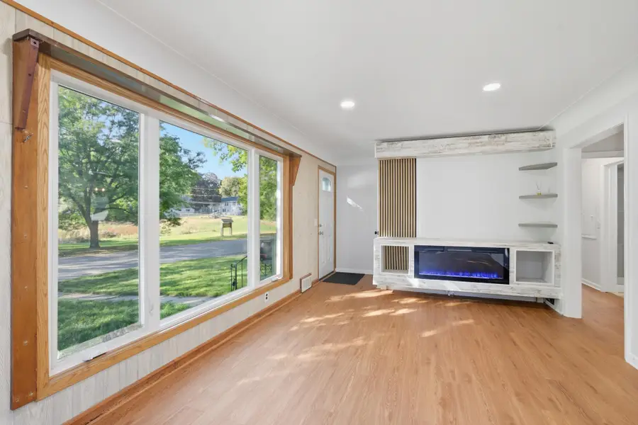 4228 Halifax Avenue N, Robbinsdale, MN 55422 - Image #2