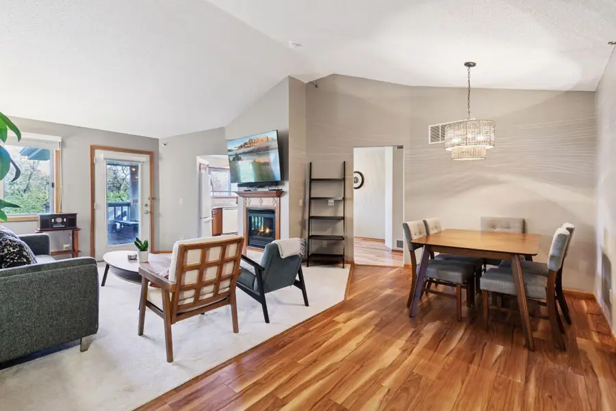 2556 Concord Way, Mendota Heights, MN 55120 - Image #2