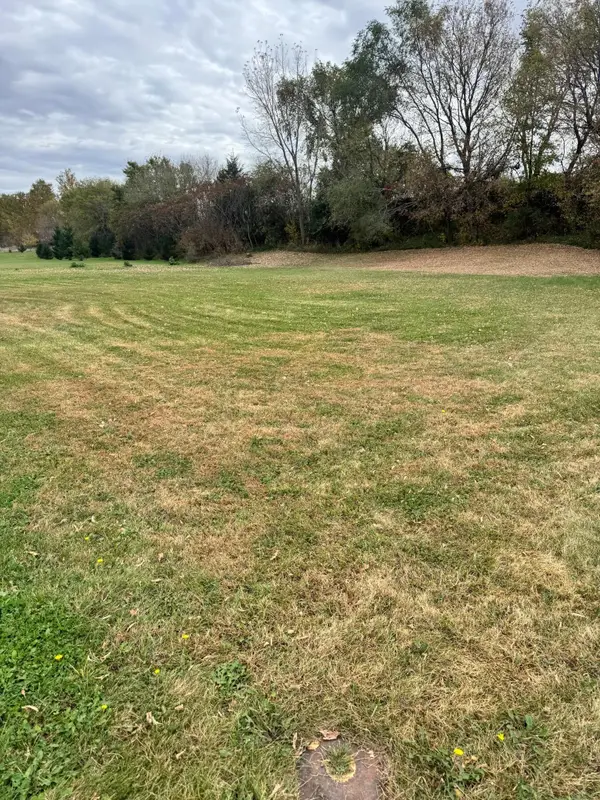 2323 Lake Avenue, New Ulm, MN 56073