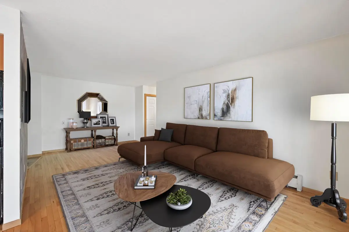 920 9th Avenue S #5, Hopkins, MN 55343 - Image #1