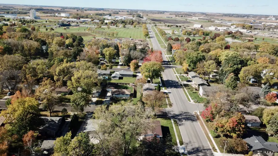 1205 16th Street Sw, Willmar, MN 56201 - Image #3