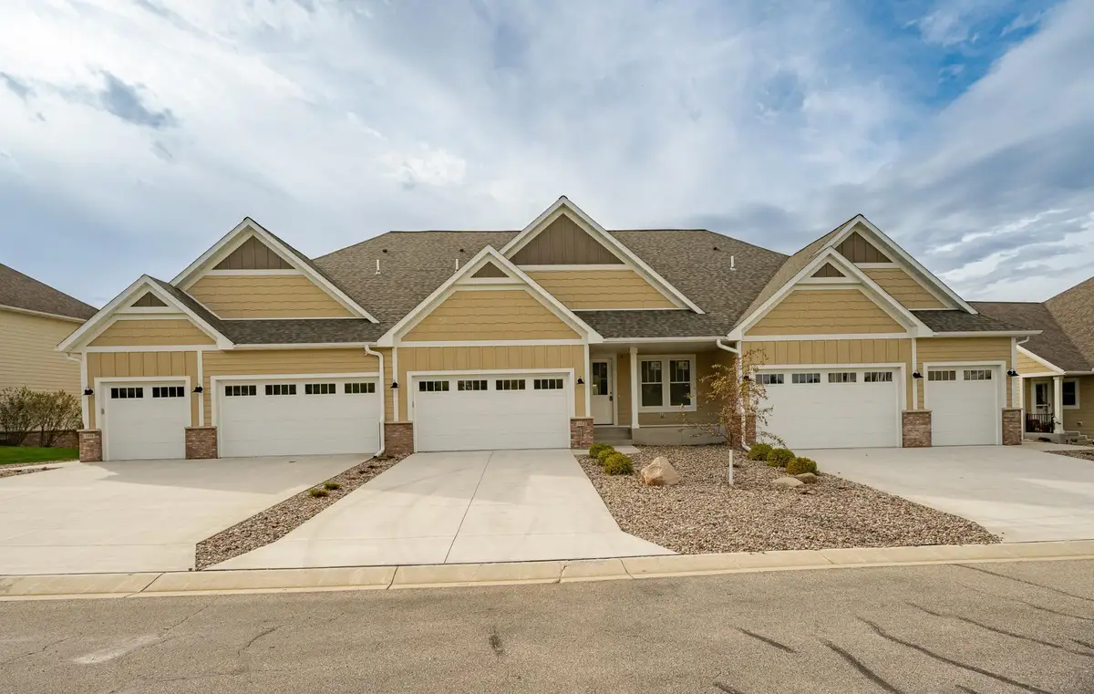 1483 Belvior Lane Ne, Byron, MN 55920 - Image #1