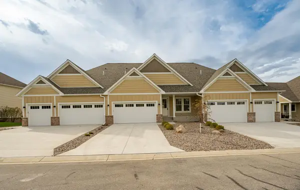 1483 Belvior Lane Ne, Byron, MN 55920