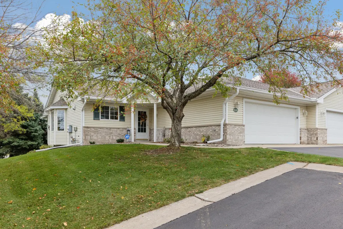 824 Woodland Drive, Mahtomedi, MN 55115 - Image #1