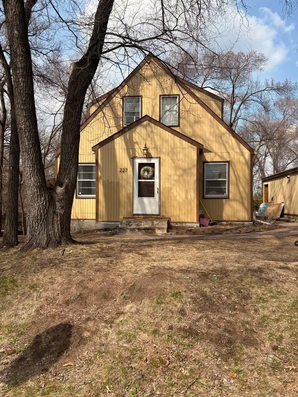 227 Dale Street E, South Saint Paul, MN 55075