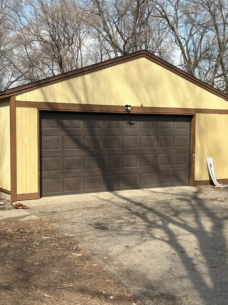 227 Dale Street E, South Saint Paul, MN 55075 - Image #2