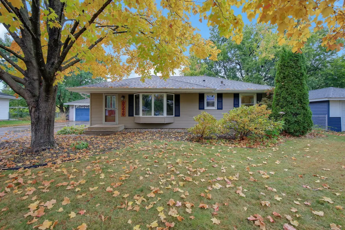 8926 Granada Avenue S, Cottage Grove, MN 55016 - Image #1