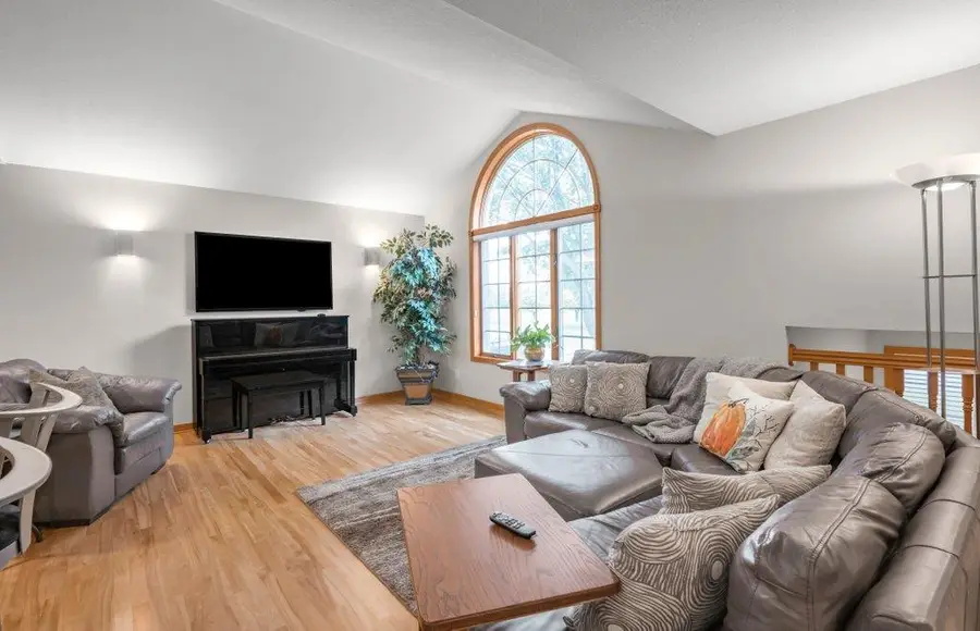 2930 Desoto Street, Little Canada, MN 55117 - Image #3